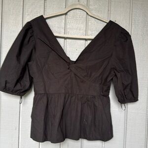 NWT Gap V Neck Style Top Size M Measurement
